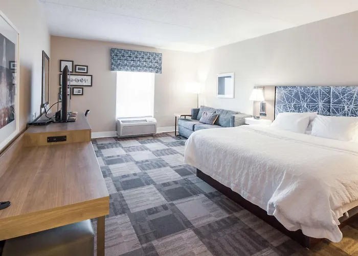 Hampton Inn & Suites Huntsville Hampton Cove