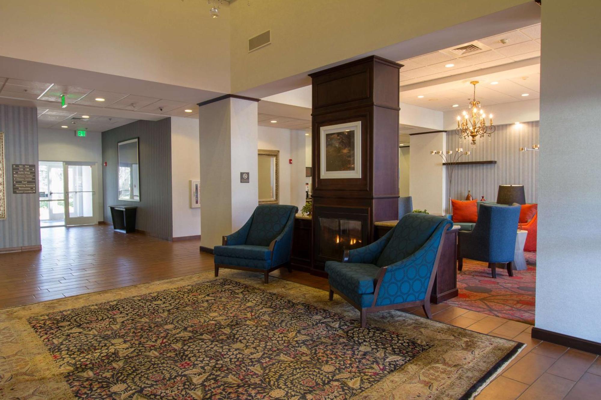 Hotel Hampton & Hampton Cove Huntsville