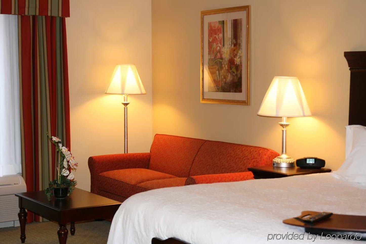 Hotel Hampton & Hampton Cove 3*