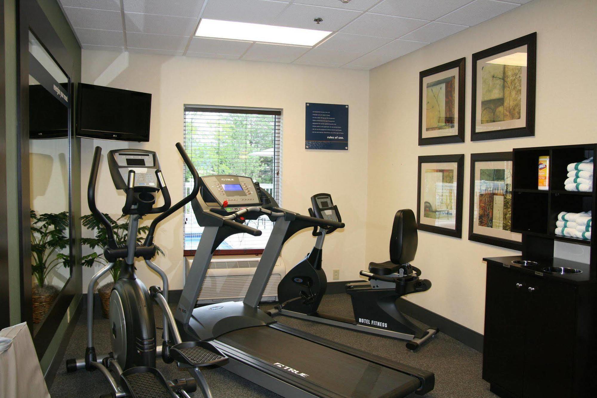Hotel Hampton & Hampton Cove 3*