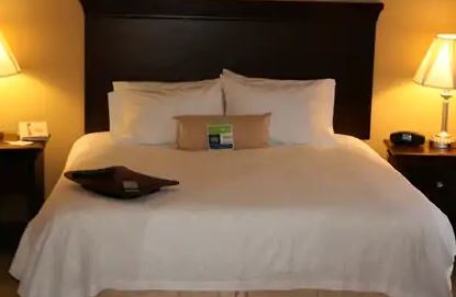 Hotel Hampton & Hampton Cove
